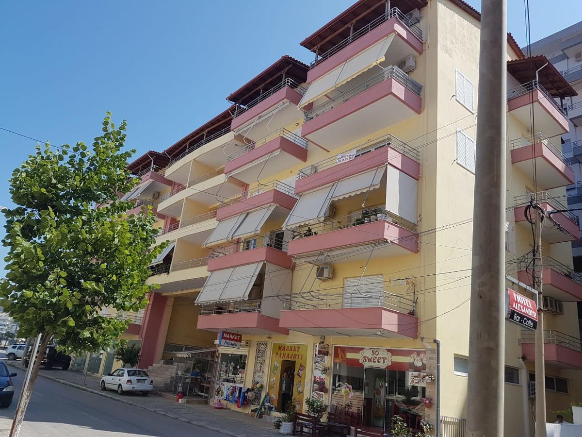 Jelena'S Luxury Apartments Sarandë Exterior foto